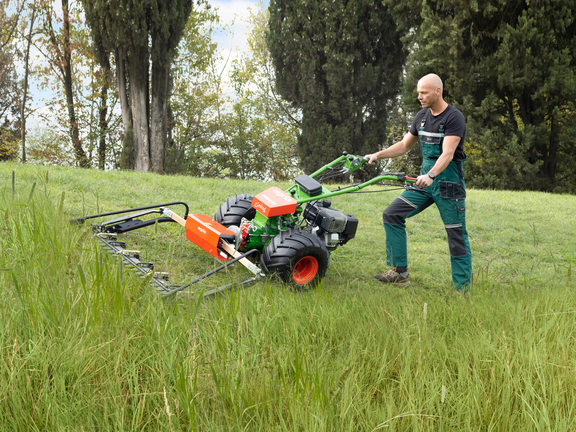 agria 5500 mit Portalmähwerk