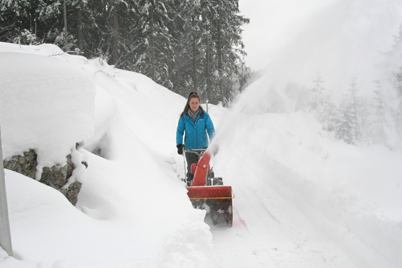 agria 3400 mit Schneefräse