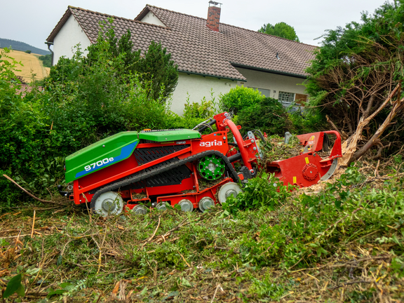 agria 9700e mit Gestrüppmulcher