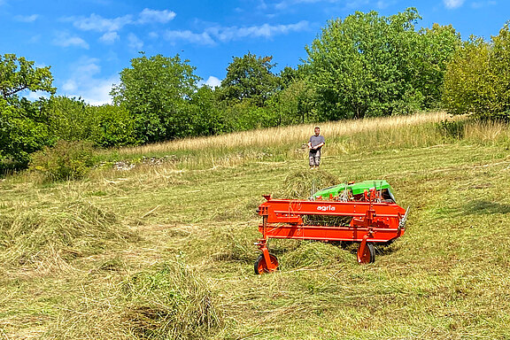 agria 9700e mit Bandrechen