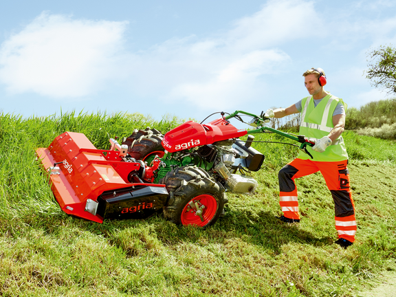 agria 5900 Taifun mit Mulcher