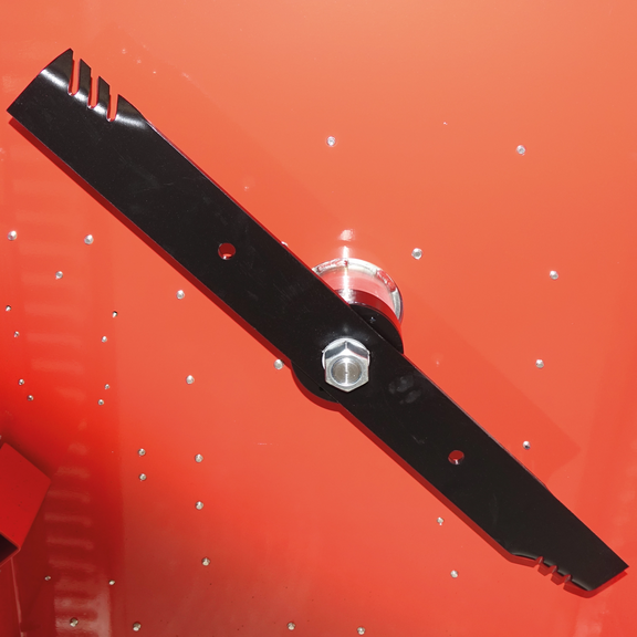 Sauberes Schnittbild dank speziell geformter Mulchmesser