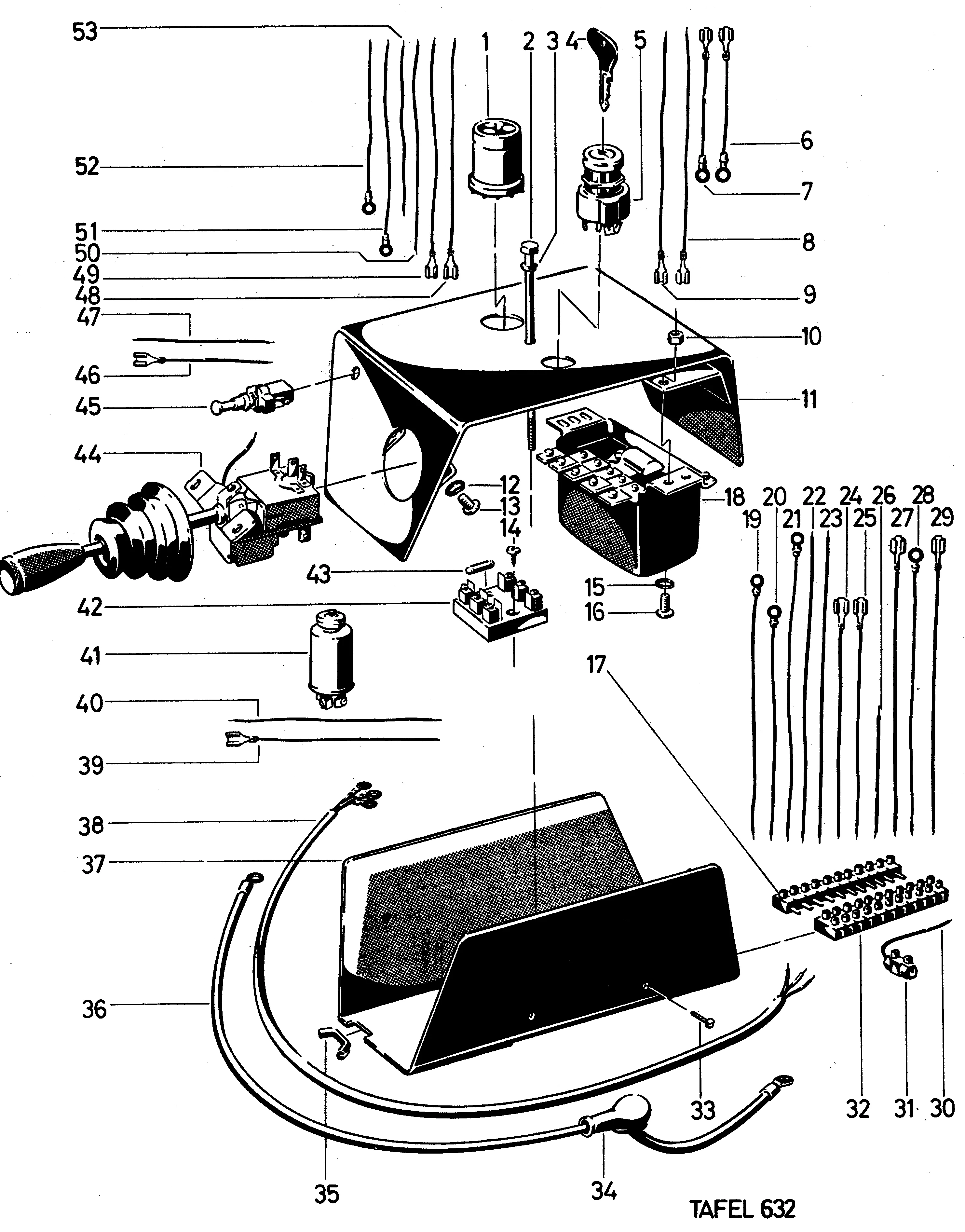 Schaltkasten bei angebautem Motor E 780, bis Schlepper-Nr. 45 0